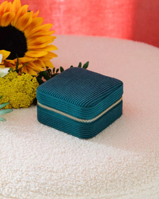 Boîte à bijoux Corinne velours côtelé vert