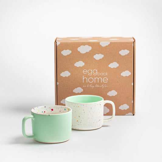 Set de 2 mugs - vert et blanc moucheté - 450ml