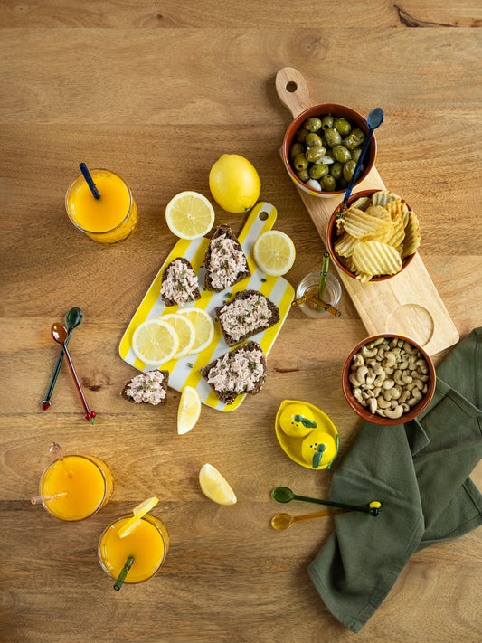 Planche à découper jaune