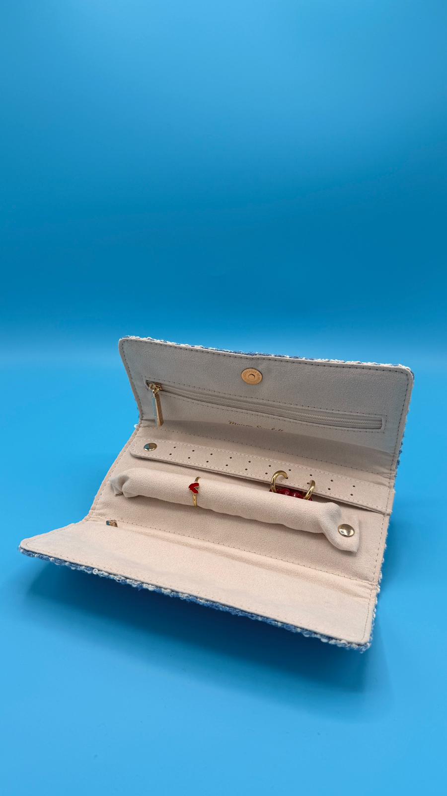 Lot pochette + bijoux